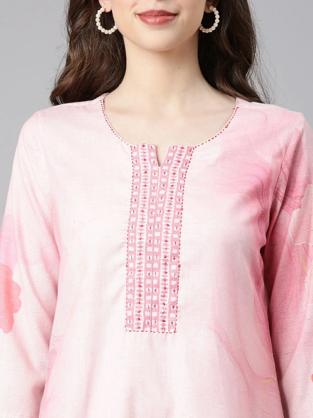 Neerus Baby pink Printed Straight Kurta and Trousers With Dupatta - Image 4