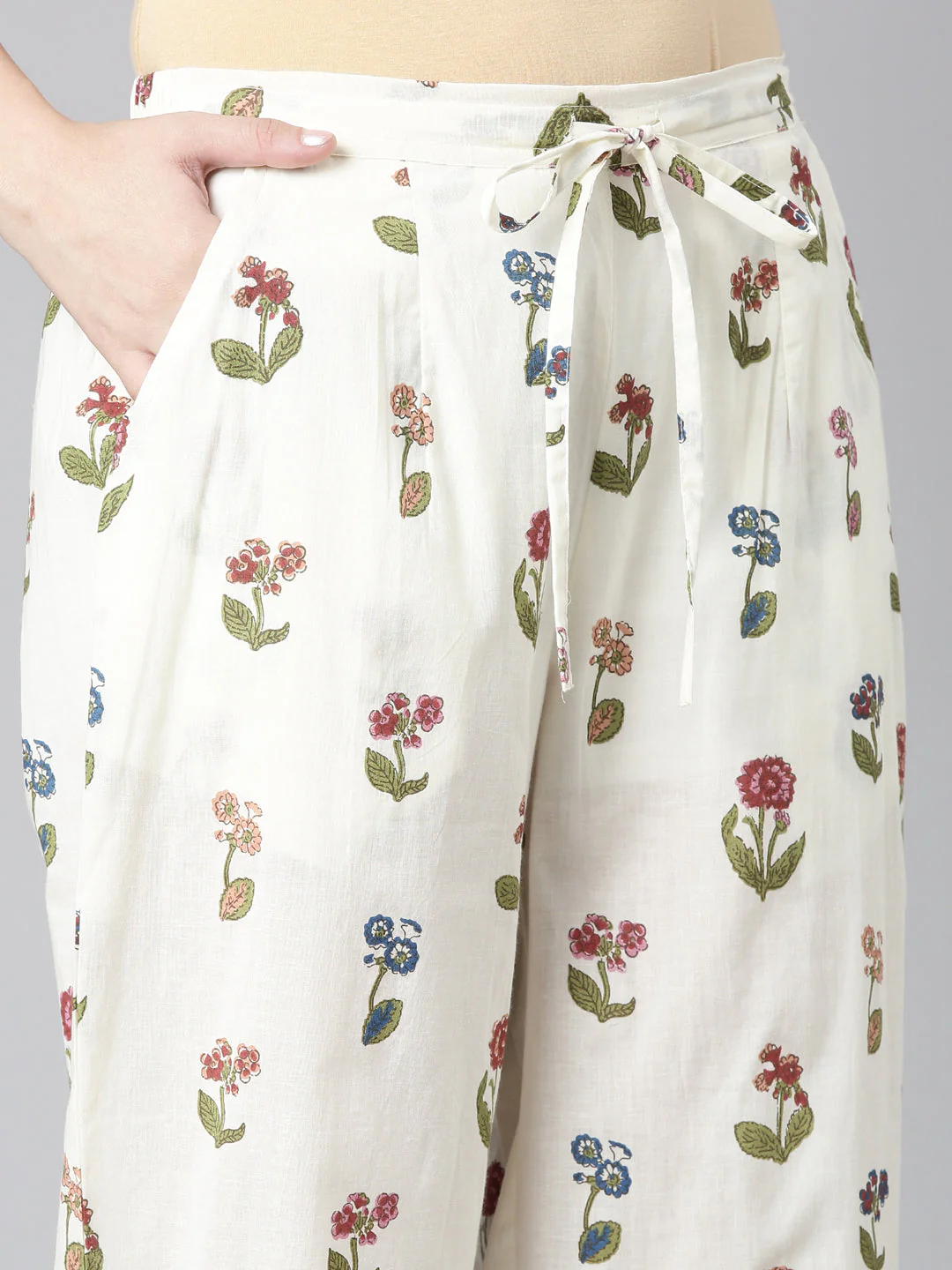 Neerus Cream Printed Straight Kurta and Trousers - Image 6