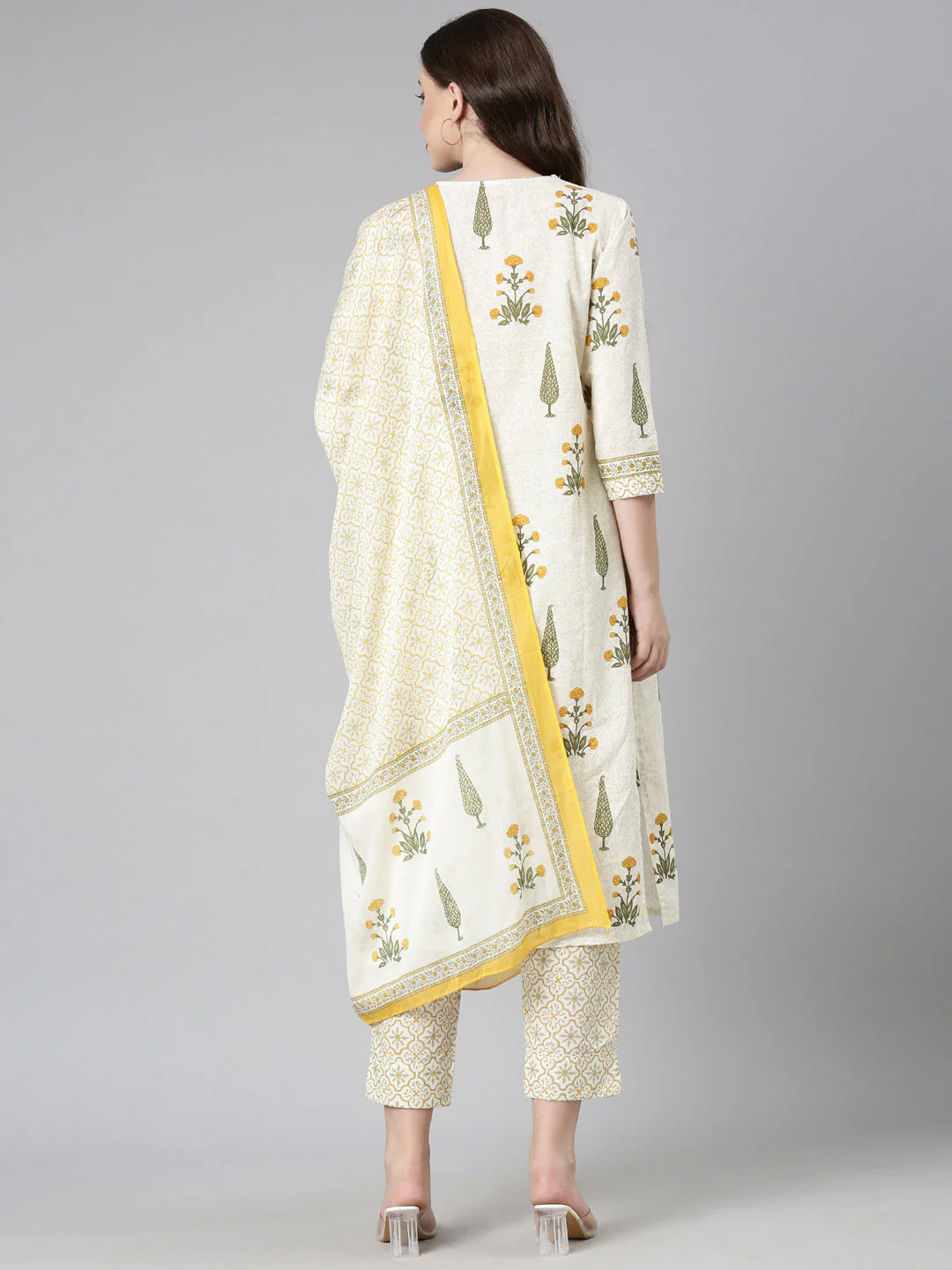 Neerus Cream Printed Straight Kurta and Trousers With Dupatta - Image 3