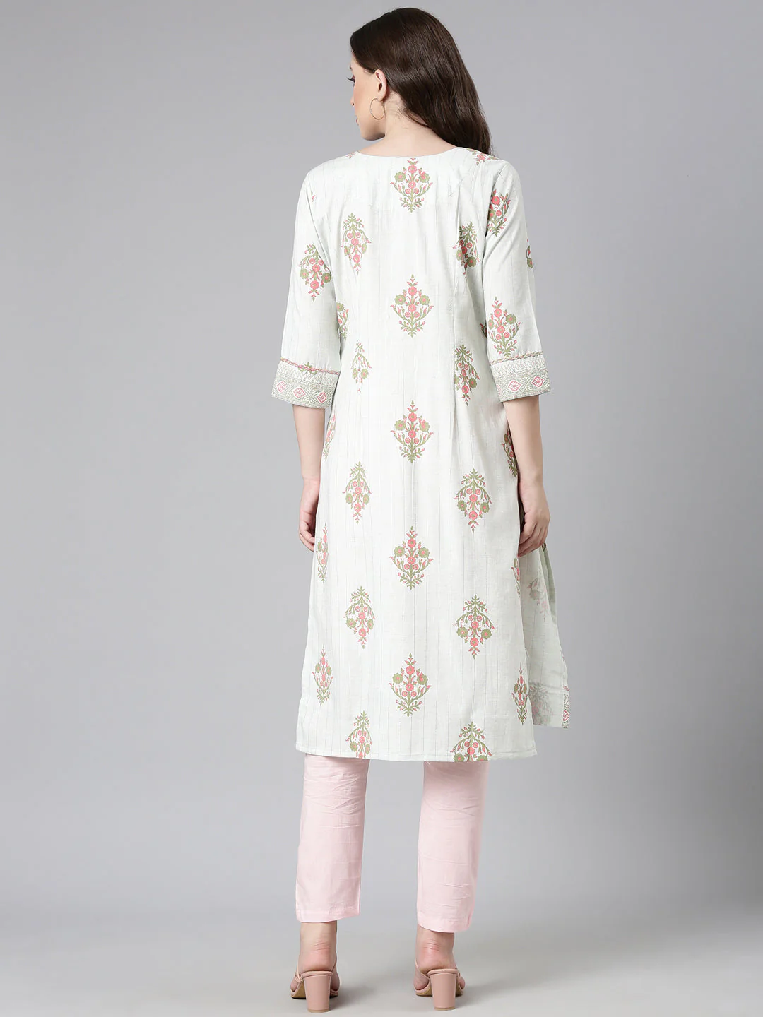 Neerus Green Casual Floral Straight Kurta - Image 3