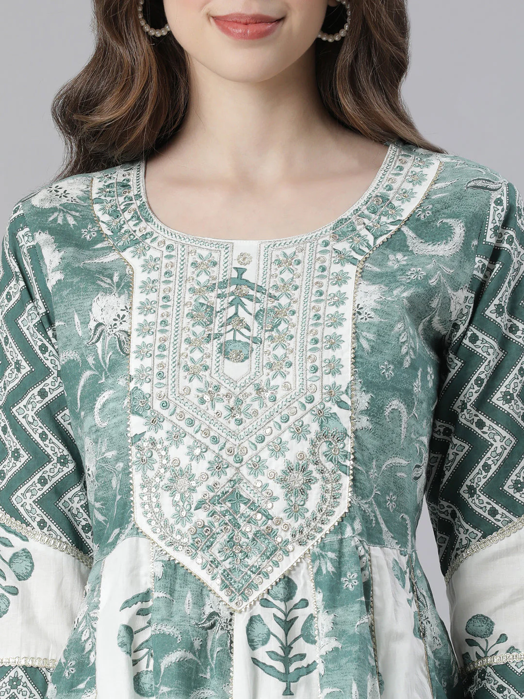 Neerus Green Printed Anarkali Kurta and Trousers With Dupatta - Image 4