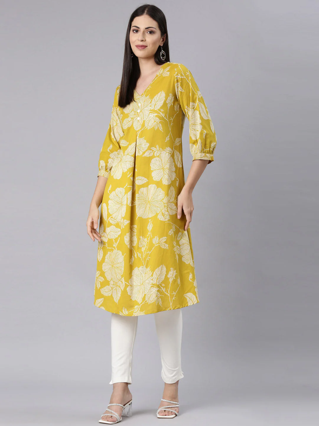 Neerus Green Straight Casual Floral Anarkali Kurta - Image 6