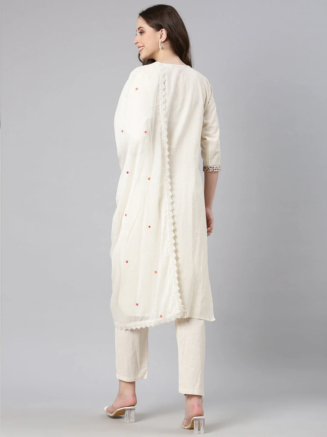 Neerus Off white Embroidered Straight Kurta and Trousers With Dupatta - Image 3
