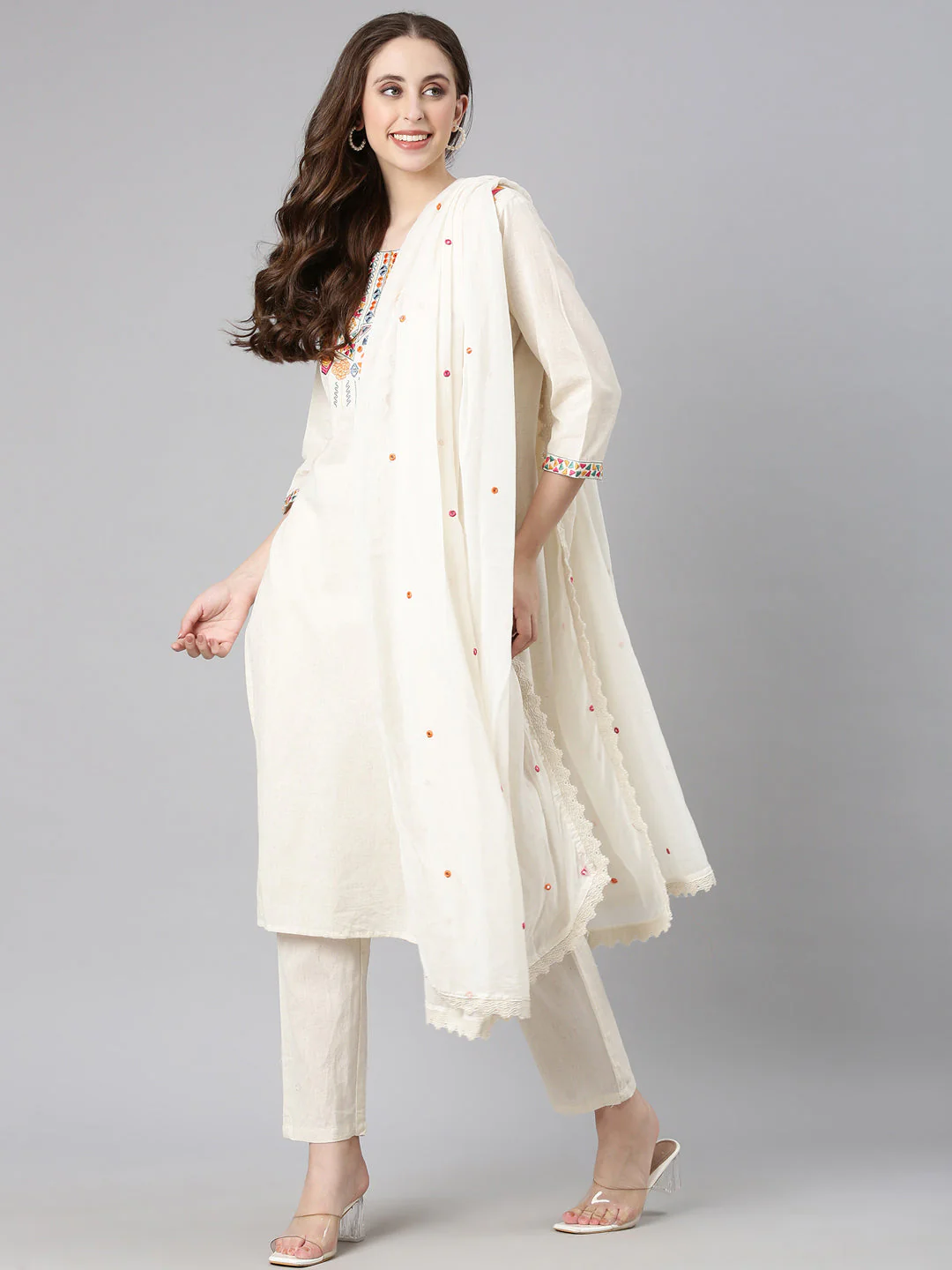 Neerus Off white Embroidered Straight Kurta and Trousers With Dupatta - Image 5