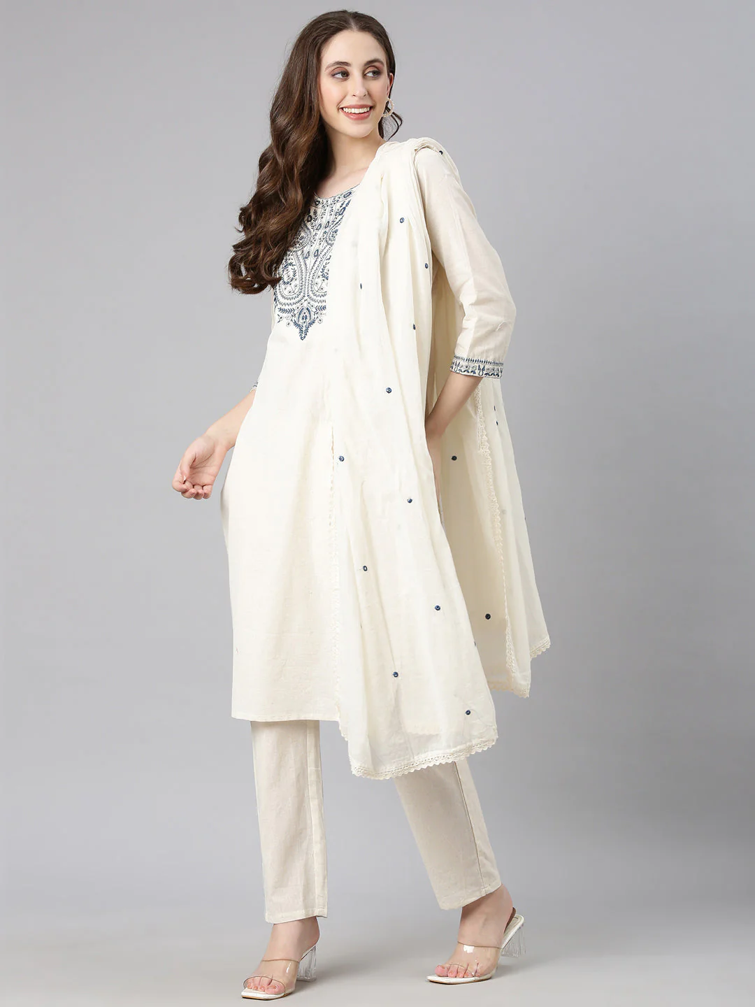 Neerus Off white Embroidered Straight Kurta and Trousers With Dupatta - Image 5