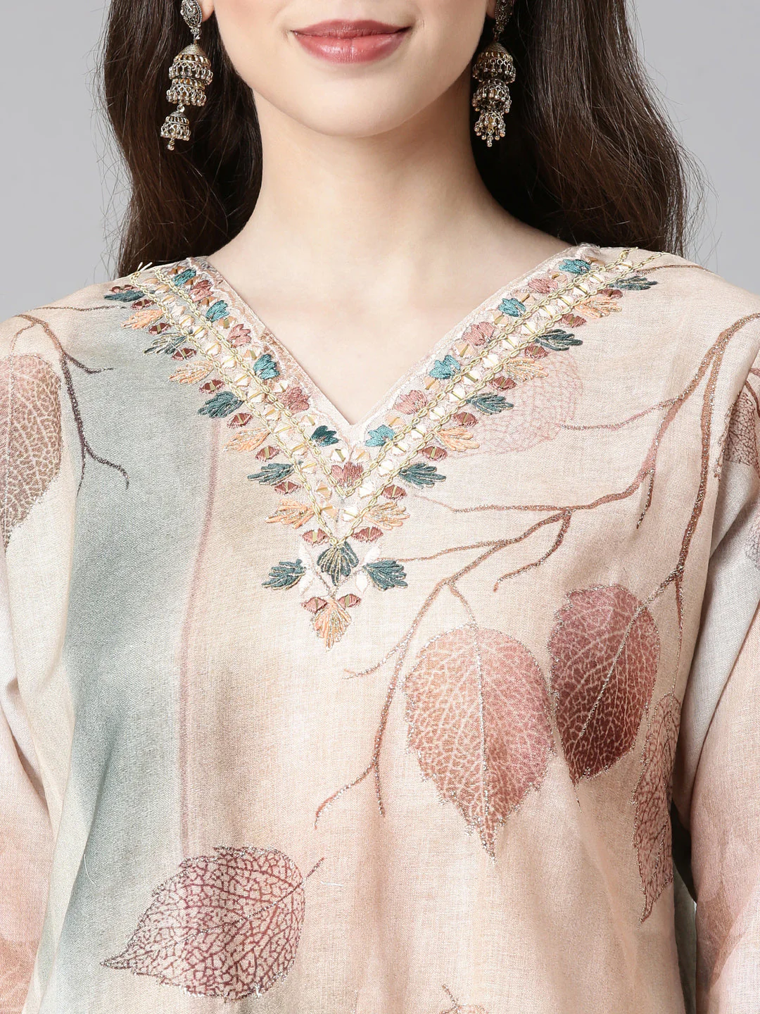 Neerus Peach Printed Straight Kurta and Trousers With Dupatta - Image 4