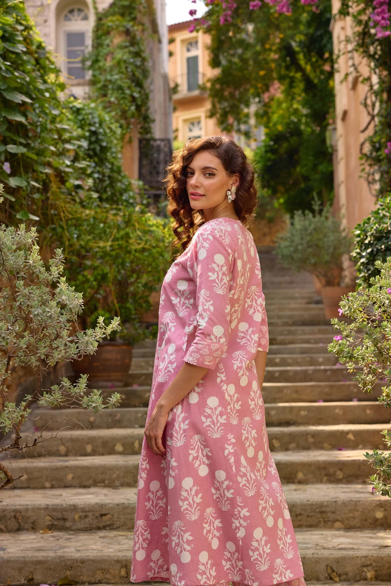 Neerus Pink Printed Straight Kurta and Trousers - Image 5