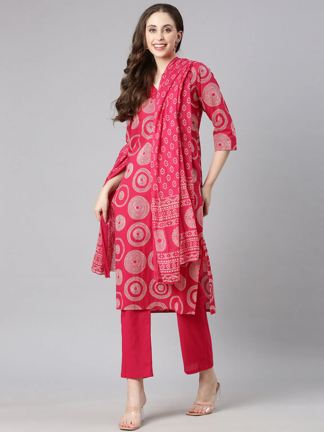 Neerus Rani pink Printed Straight Kurta and Trousers With Dupatta - Image 5