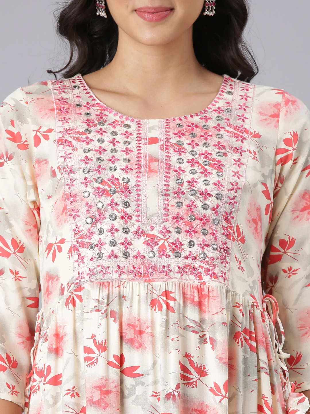 Neerus Red Anarkali Casual Floral Kurta - Image 4