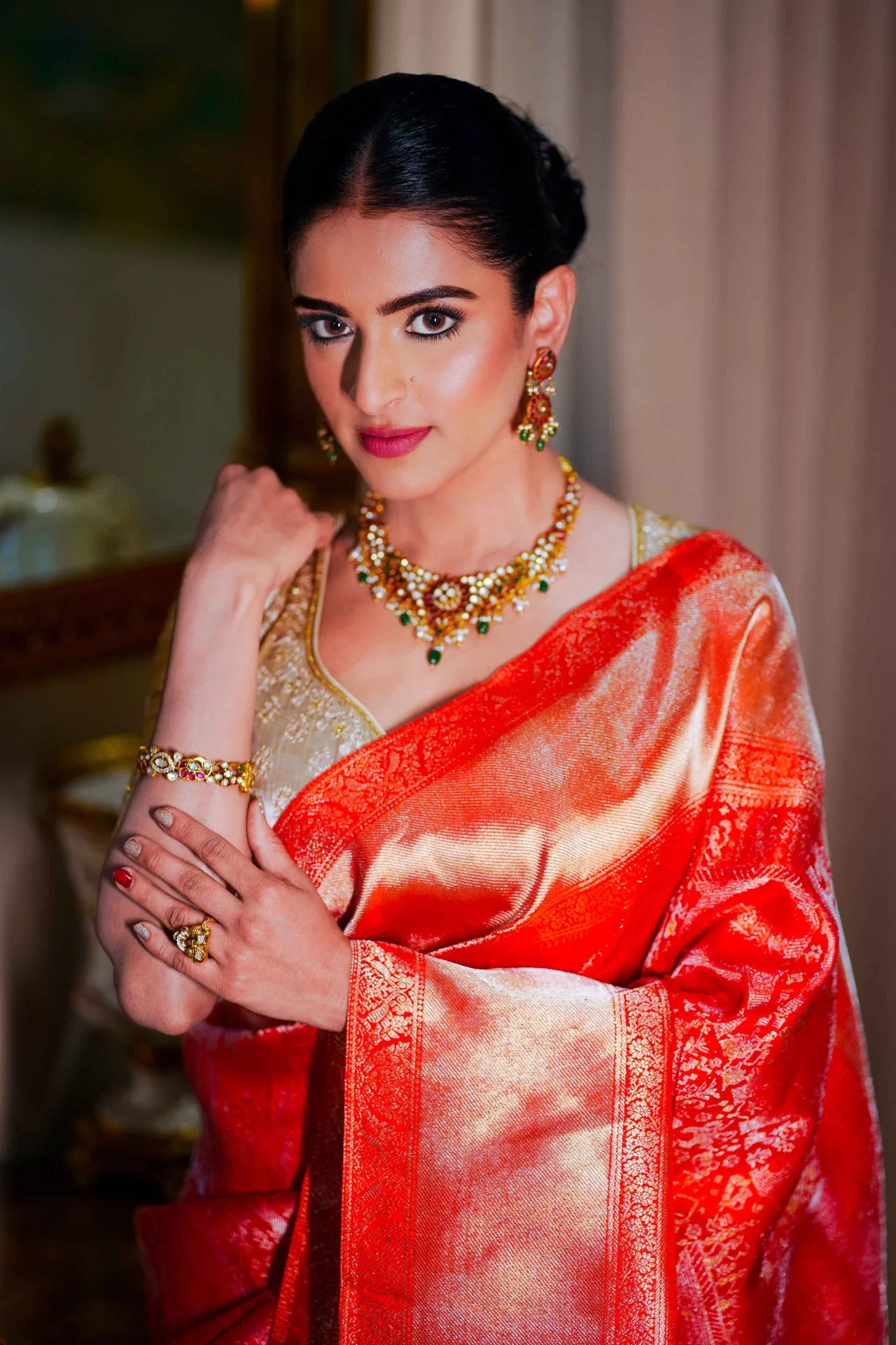 Neerus Red Pure Silk Saree with Blouse - Image 6