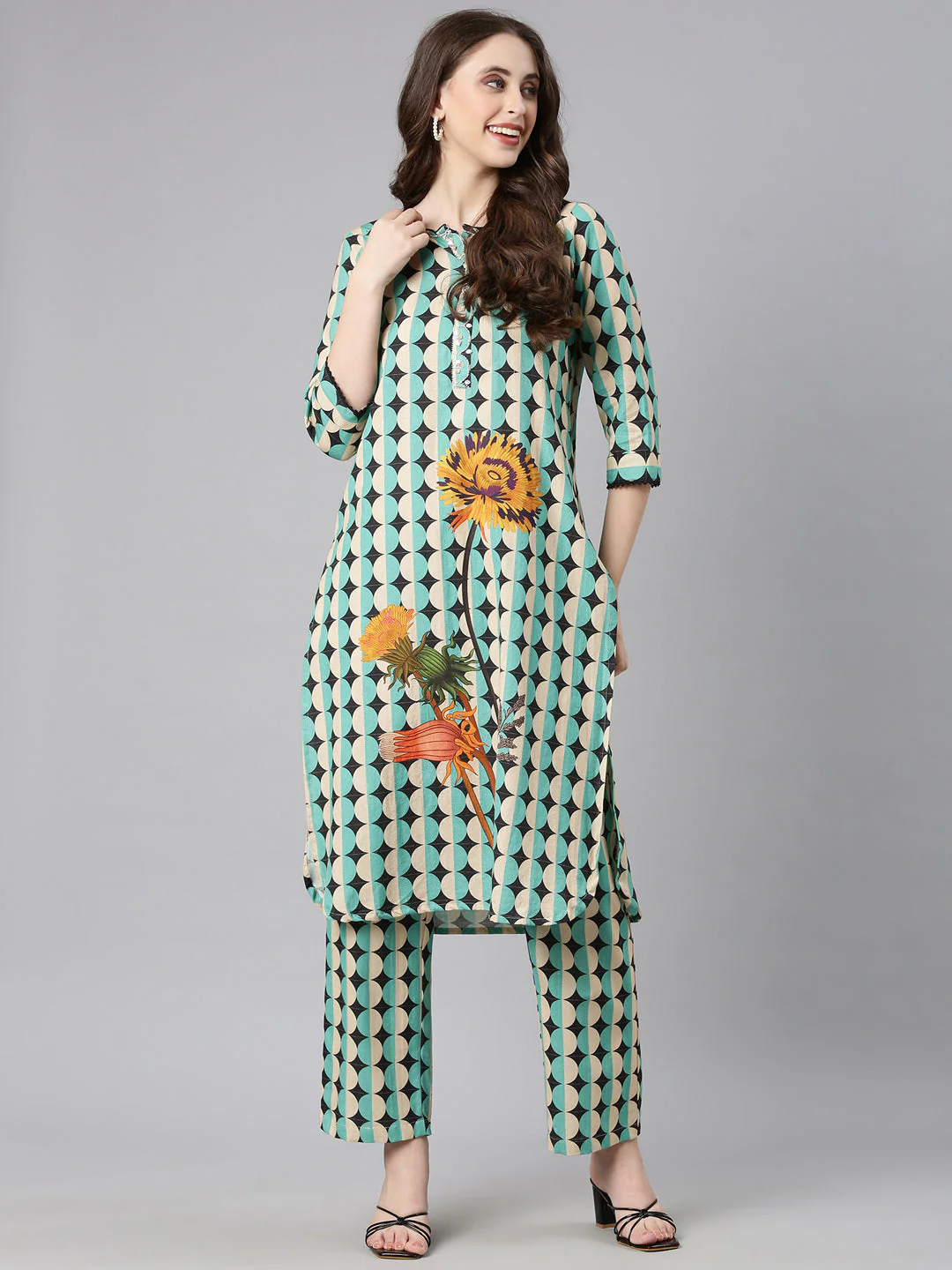 Neerus Sea green Printed Straight Kurta and Trousers - Image 5