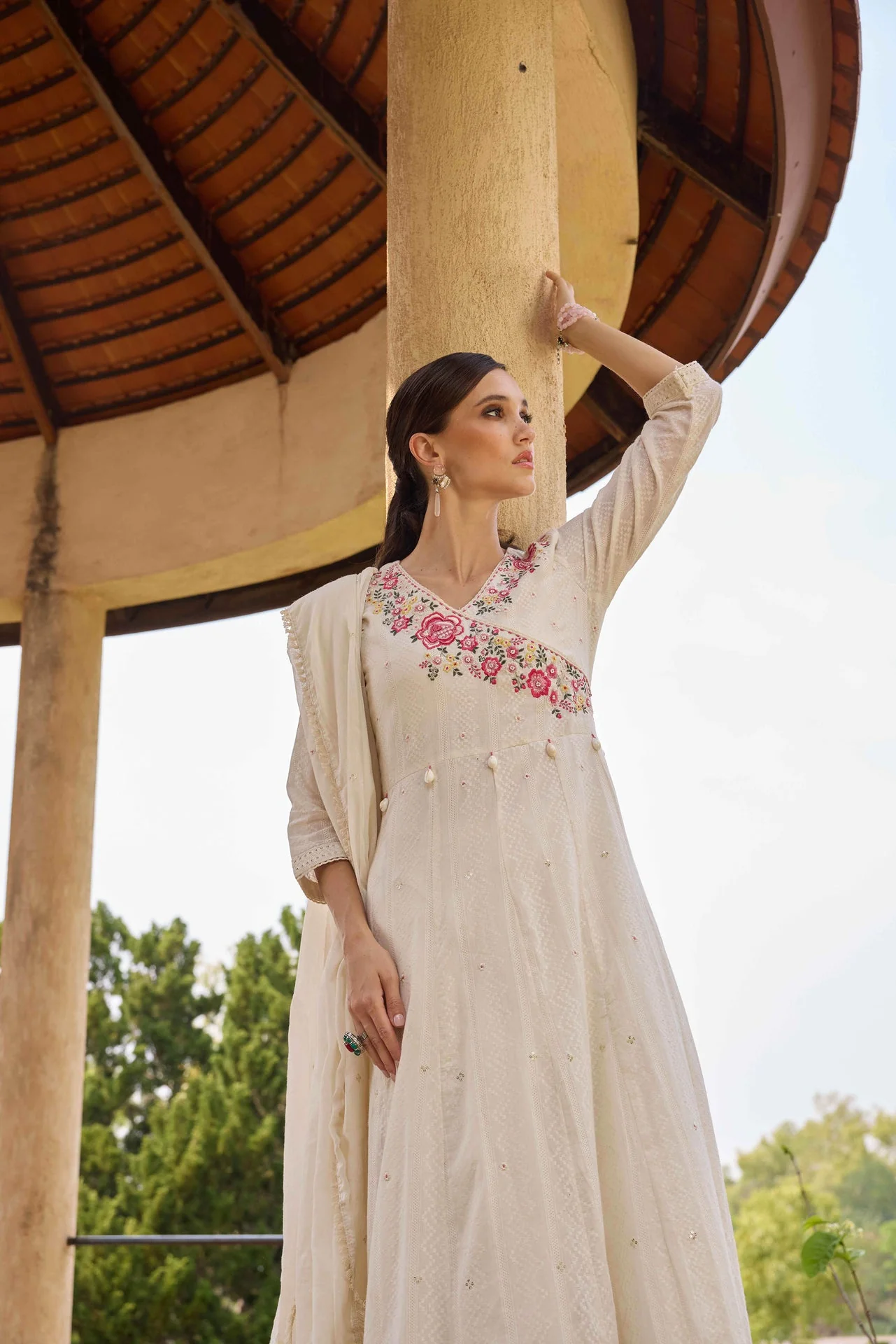 Neerus White Embroidered Anarkali Kurta and Trousers With Dupatta - Image 3